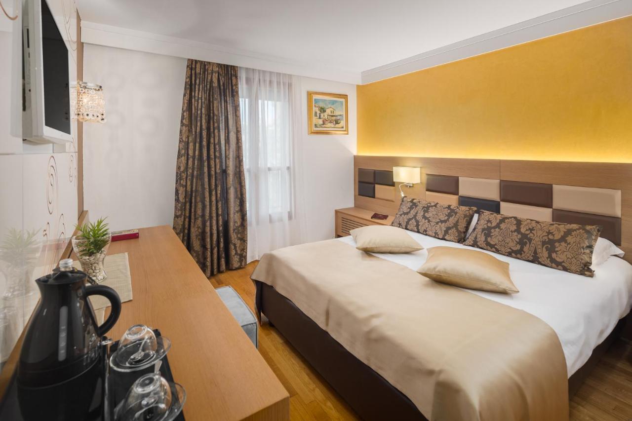 Hotel Cittar Novigrad  ภายนอก รูปภาพ
