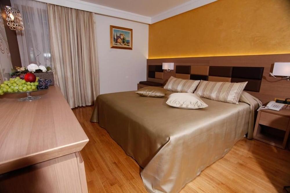 Hotel Cittar Novigrad  ภายนอก รูปภาพ