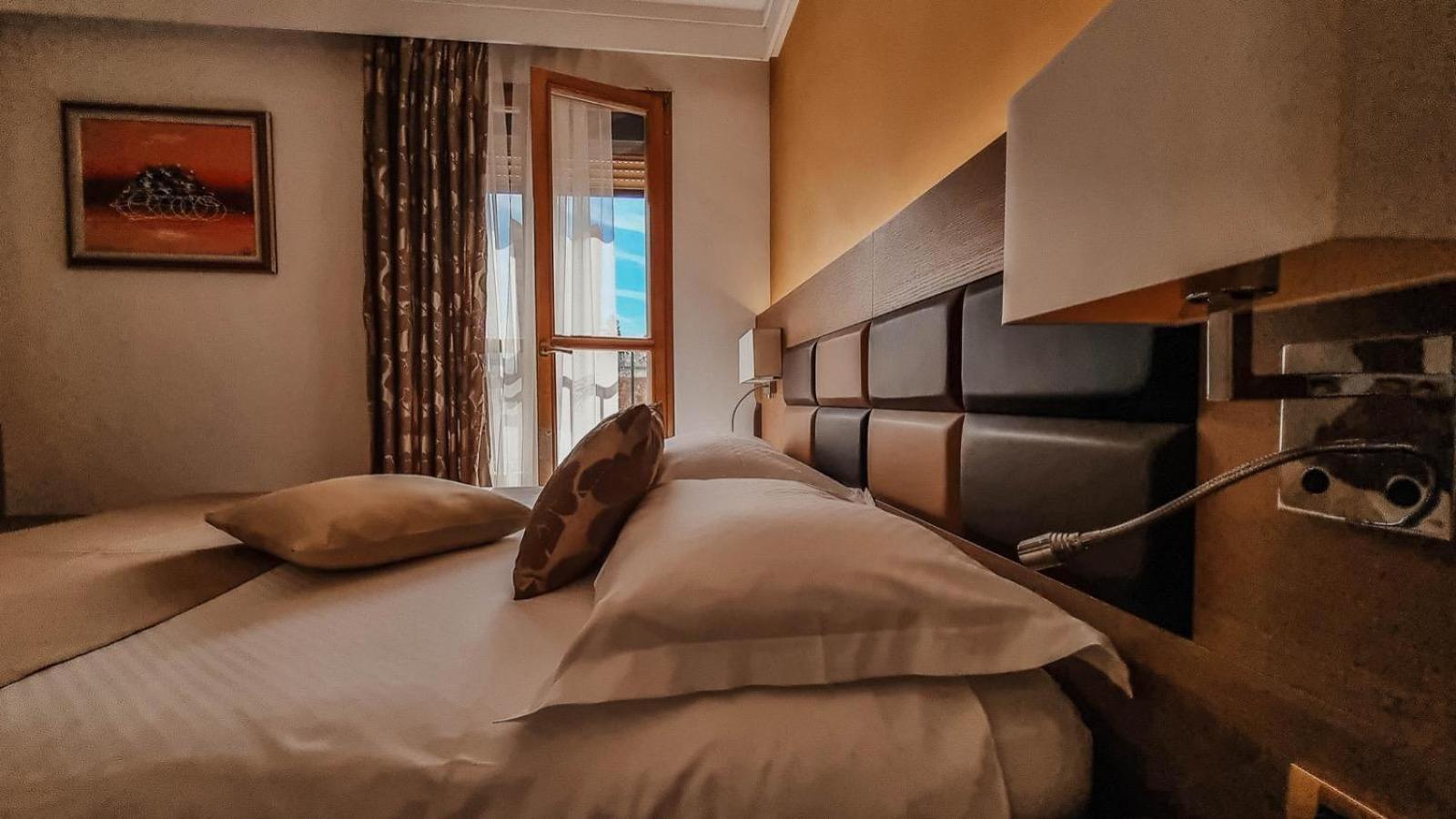 Hotel Cittar Novigrad  ภายนอก รูปภาพ
