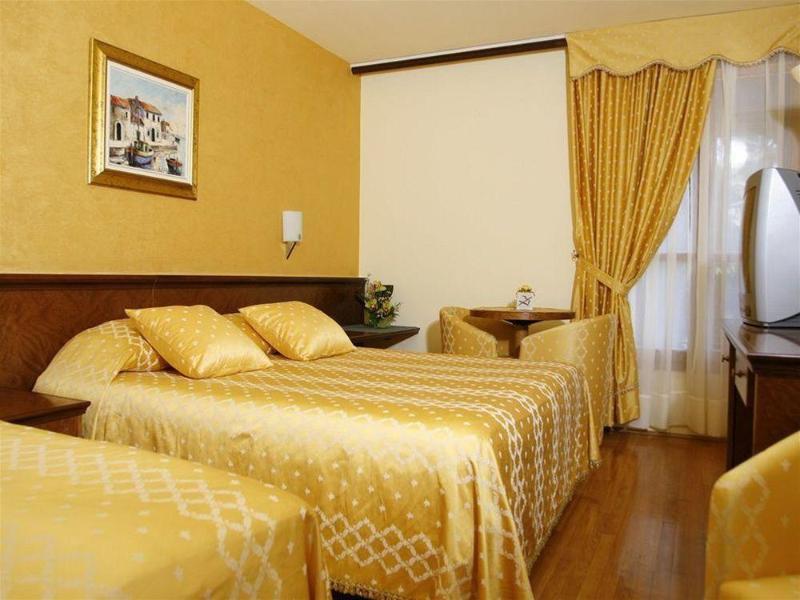 Hotel Cittar Novigrad  ภายนอก รูปภาพ